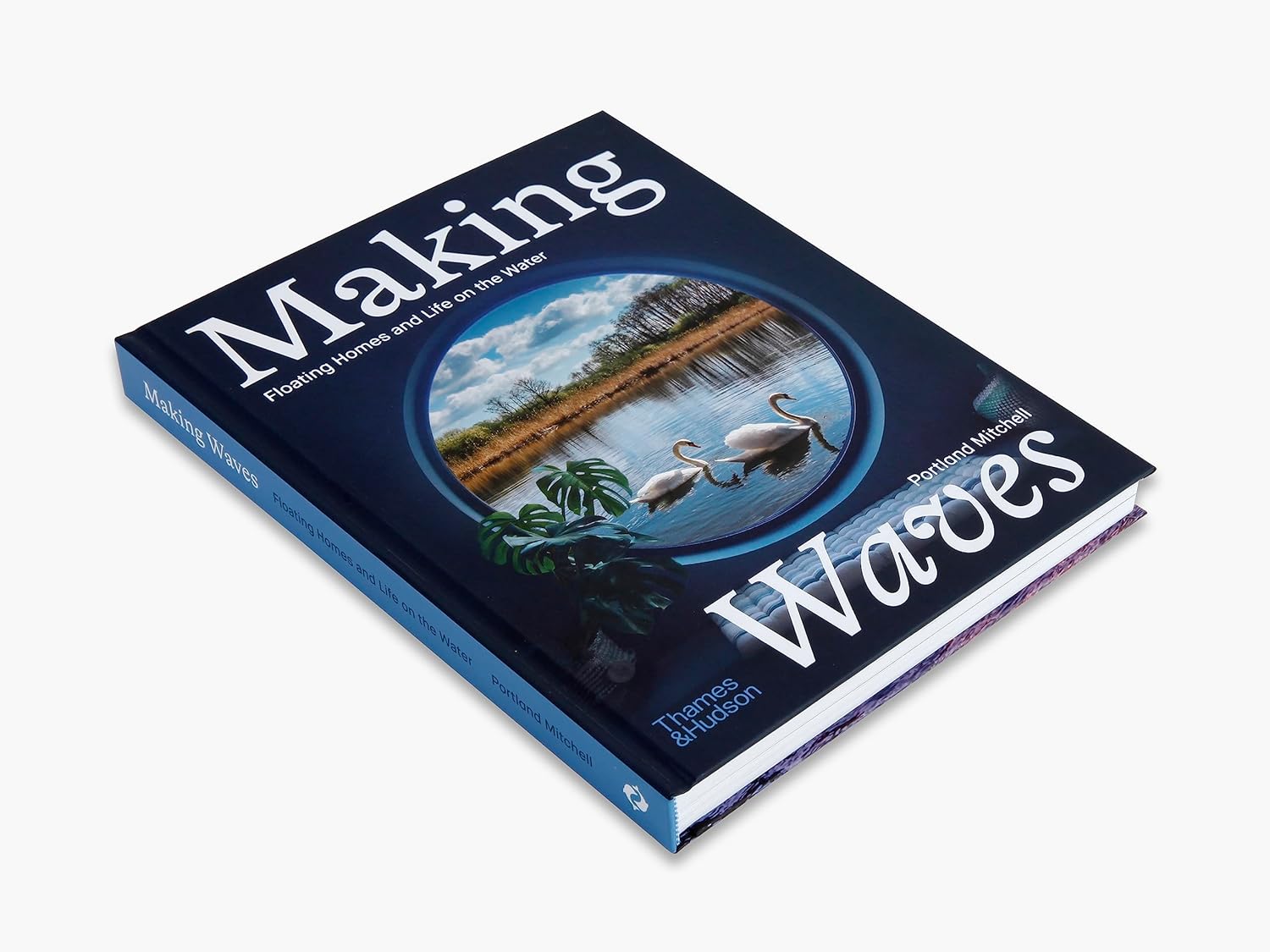 Making Waves: Floating Homes and Life on the Water