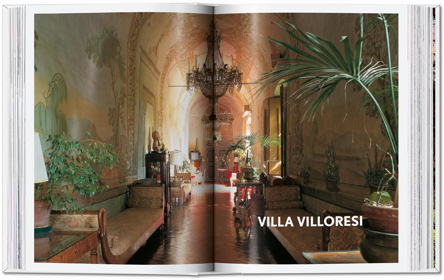 Living in Tuscany. 40th Ed